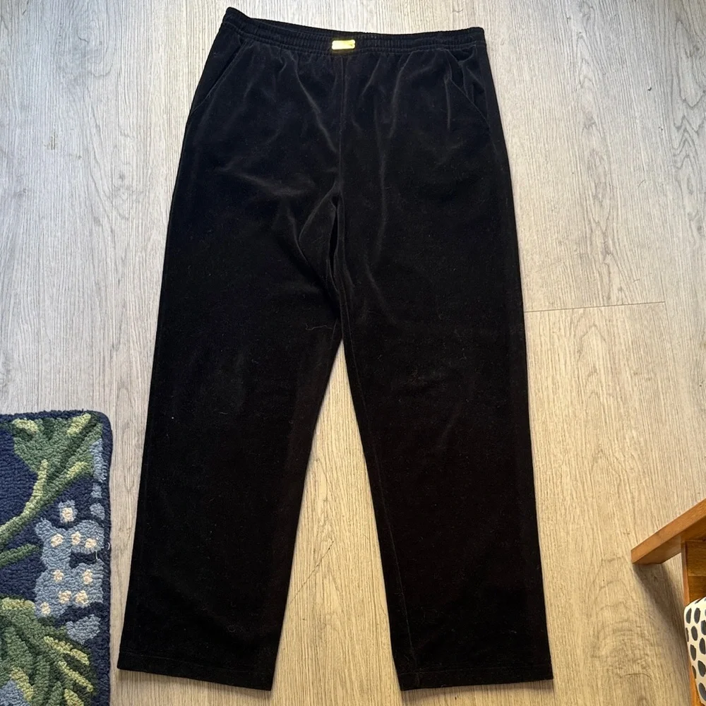 St. John Black Velvet Pants